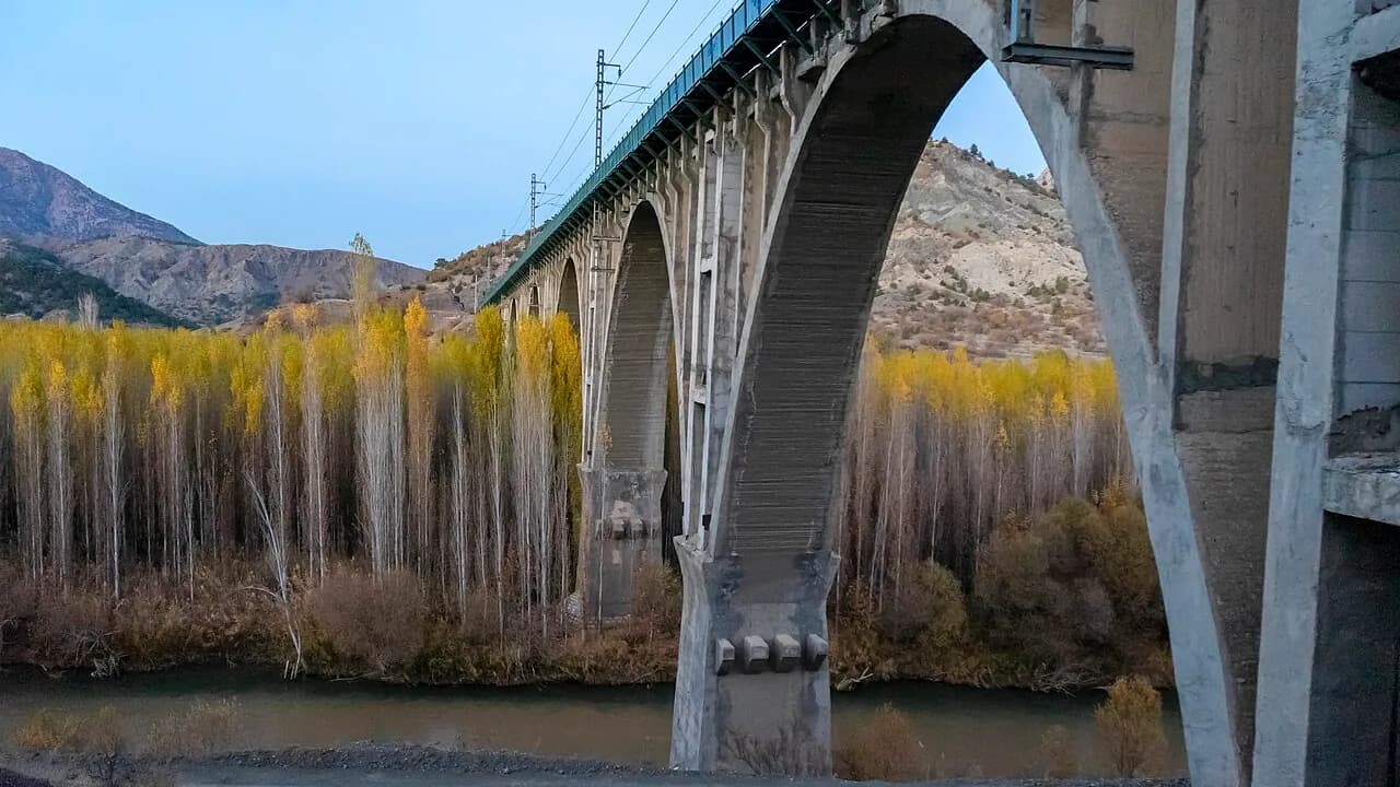 German Bridge (Alman Köprüsü)