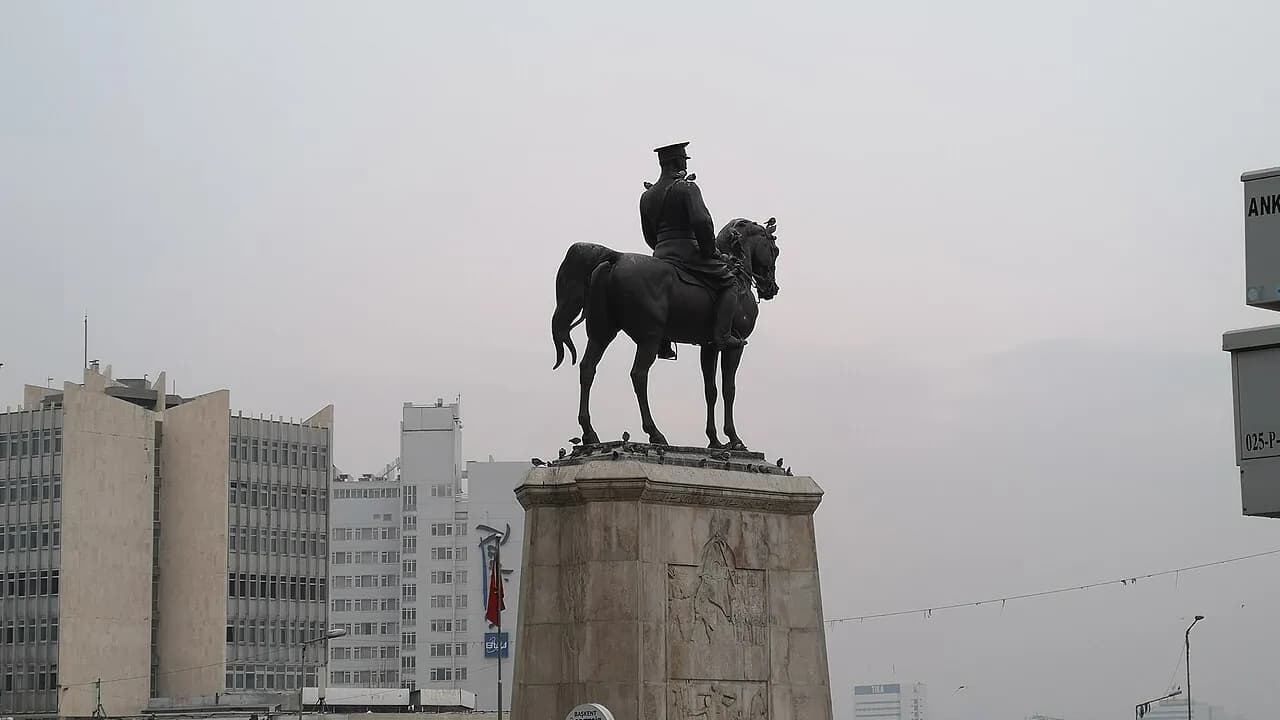 Siegesdenkmal (Ulus) (Zafer Anıtı)