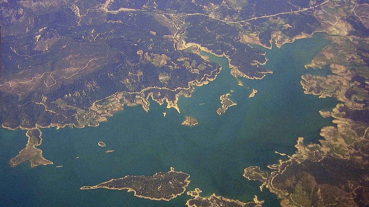 Водохранилище Караджаёрен