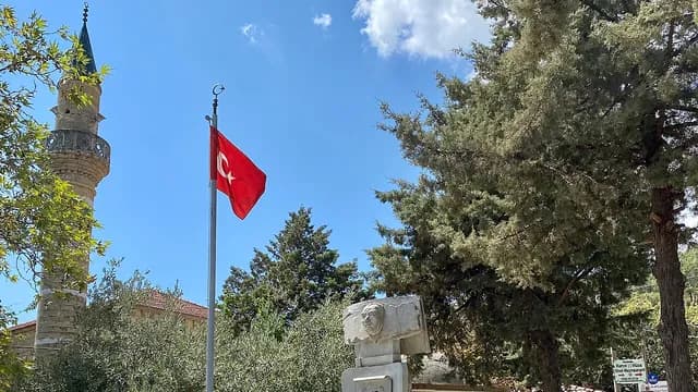 Dorf Yeşilyurt (Yeşilyurt Köyü)