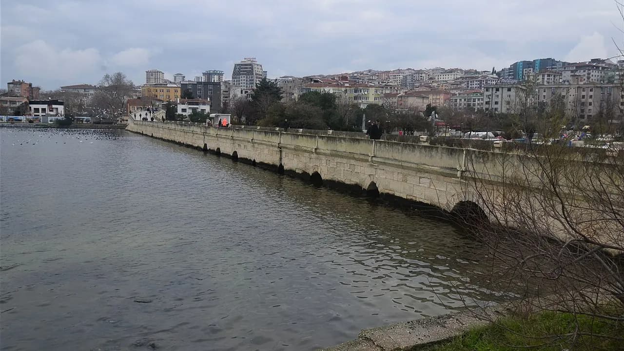 Küçükçekmece-Brücke