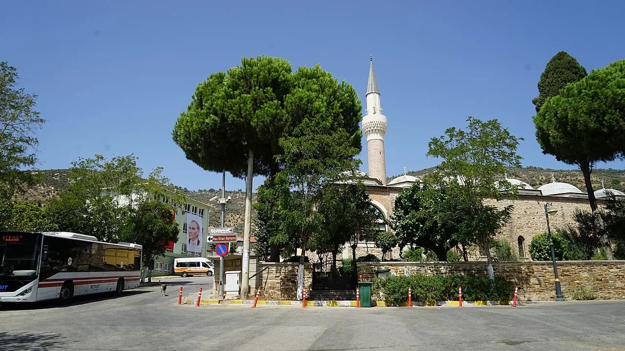 Hacı-Sinan-Moschee und Medrese