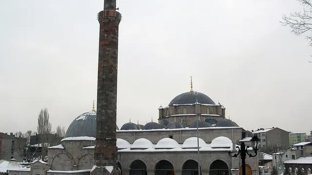 Evliya Camii (Ebu'l-Hasan Harakânî Türbesi)