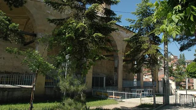 مجمّع إسماعيل بك