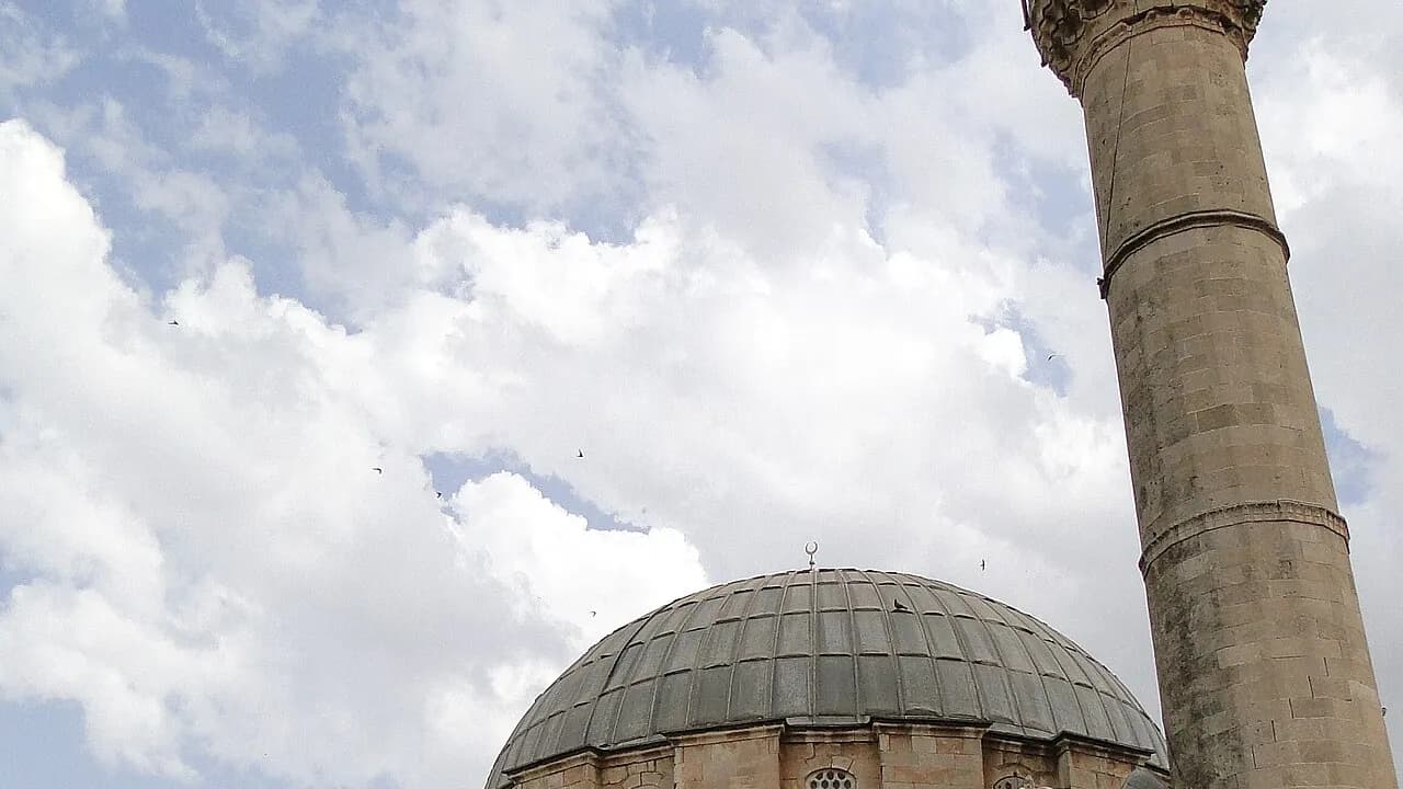 Canbolat-Paşa-Külliye (Tekye-Moschee)