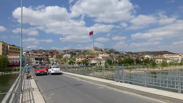 Avanos Old Bazaar and the Kızılırmak Riverside
