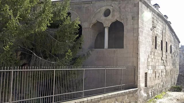 Ak Medrese